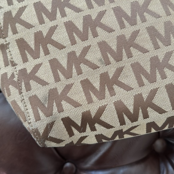 Michael Kors tote - Picture 5 of 6